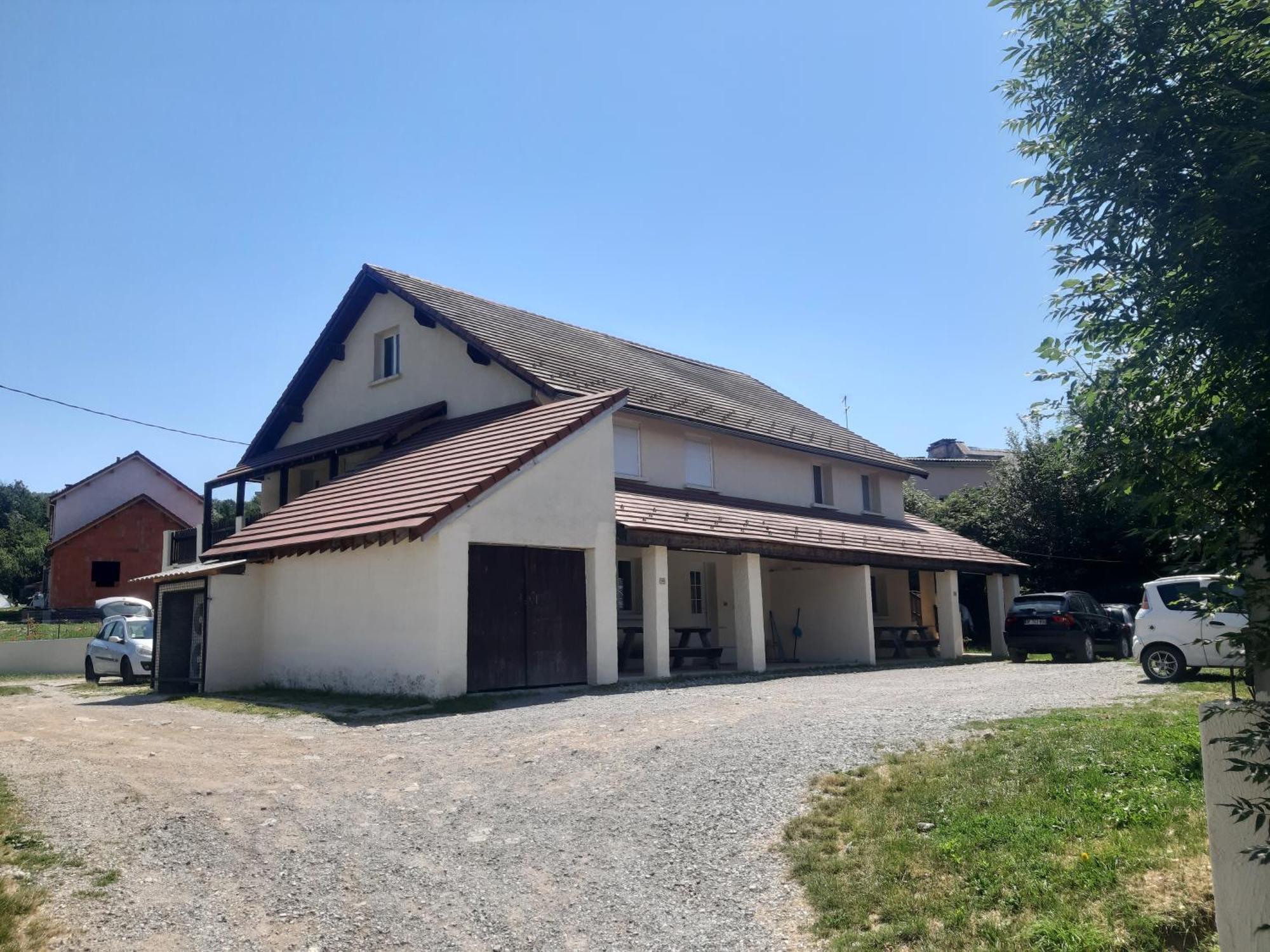 דירות Forest-Saint-Julien Gogo Location 1 מראה חיצוני תמונה